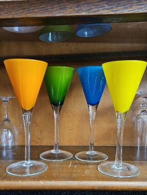 Artland Vibrant Handmade Wine Glass Vintage Retro Drink Set